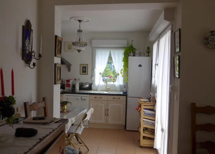 The Flower- Townhouse With Air Conditioning And Garden! * Montpellier