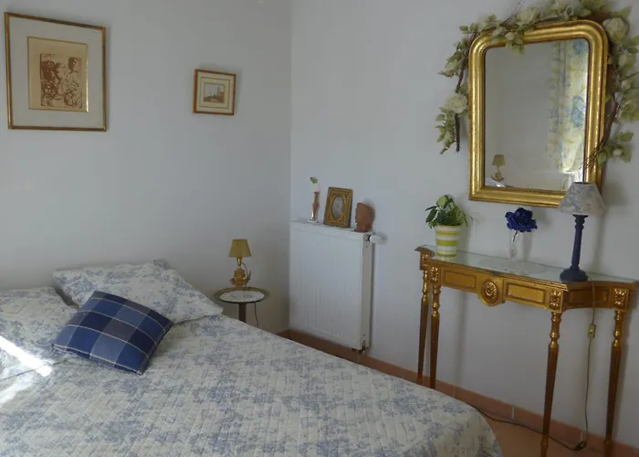 Σπίτι διακοπών The Flower- Townhouse With Air Conditioning And Garden! *